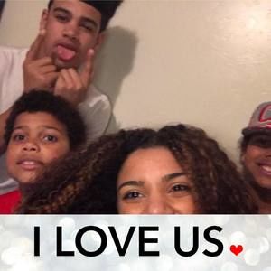 Meet your Posher, Jade